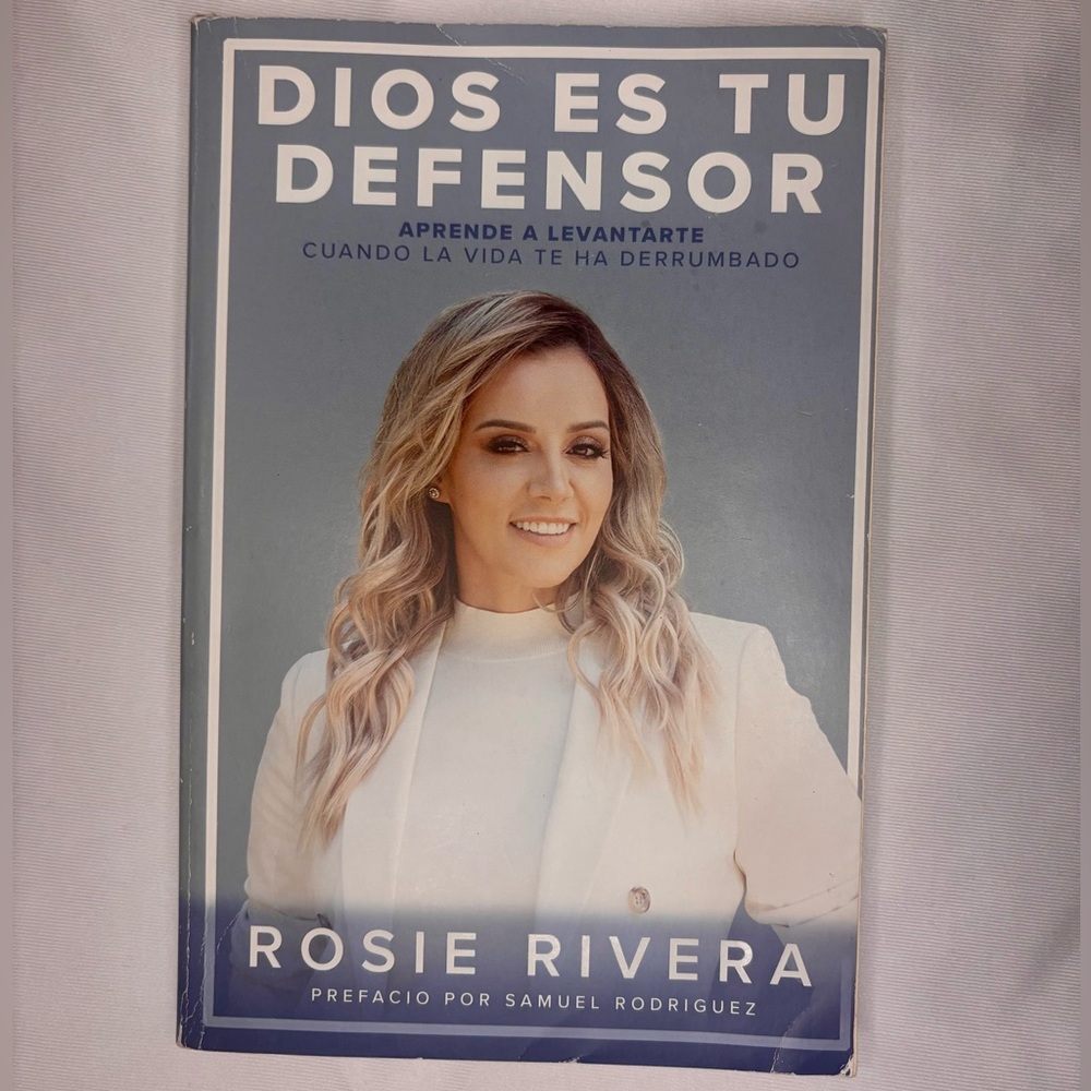 Dios Es Tu Defensor by Rosie Rivera BOOK SIGNED WITH CERTIFICATE of Authenticity